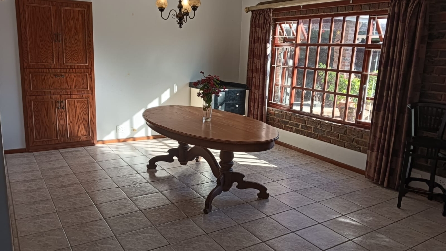 4 Bedroom Property for Sale in Dorchester Heights Eastern Cape